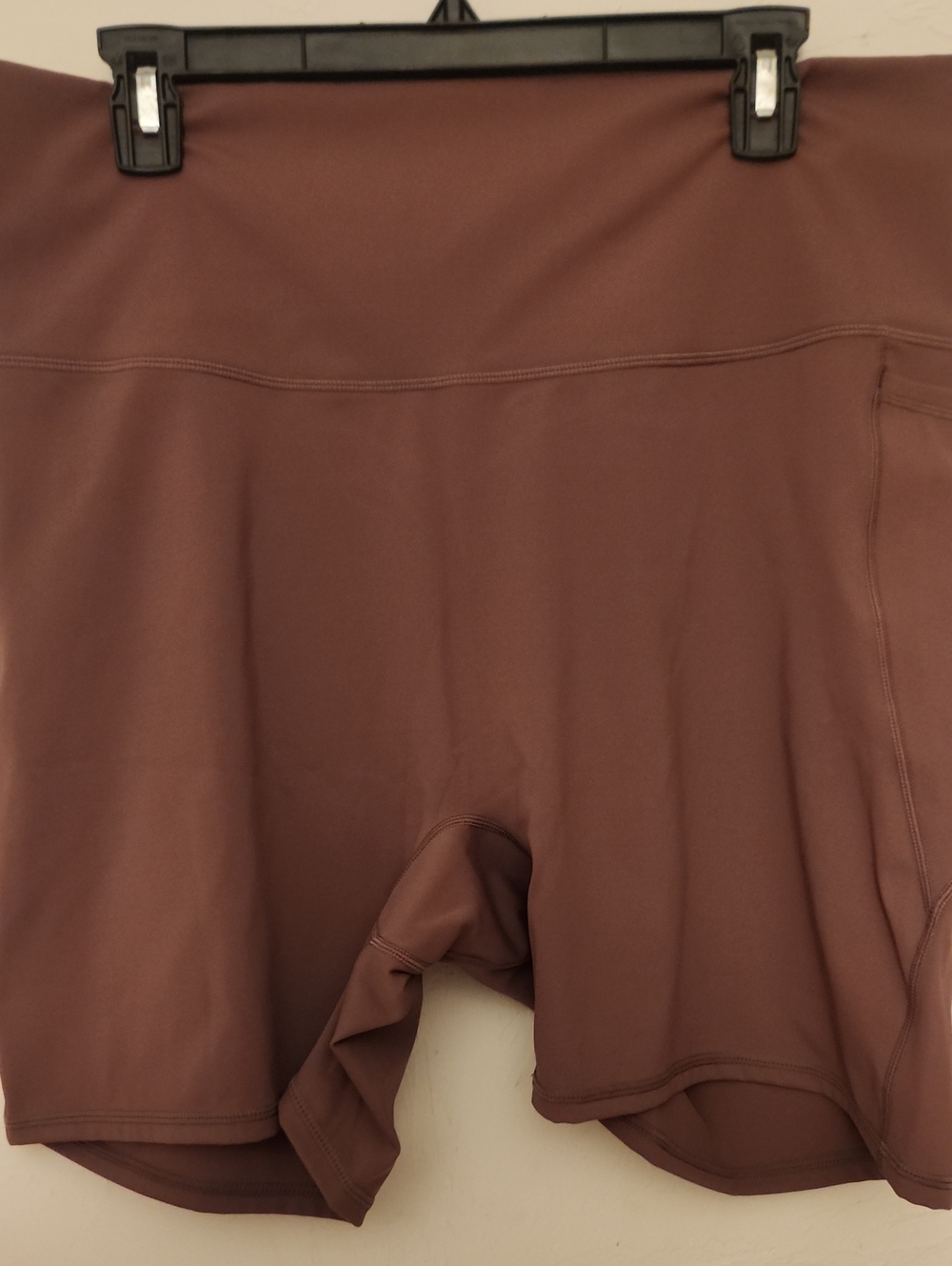 PAVOI Men's Performance Joggers in Brown